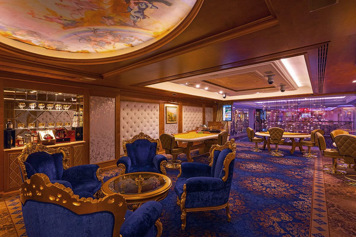 Esti szórakozótér lounge-résszel